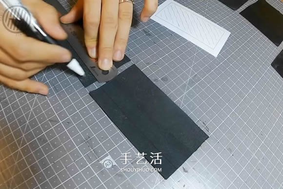 自制皮革编织卡包的制作方法 时尚男款！