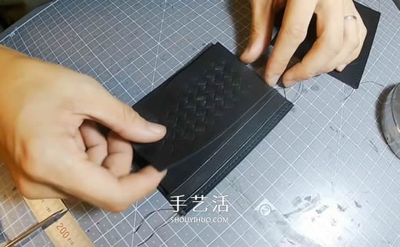 自制皮革编织卡包的制作方法 时尚男款！