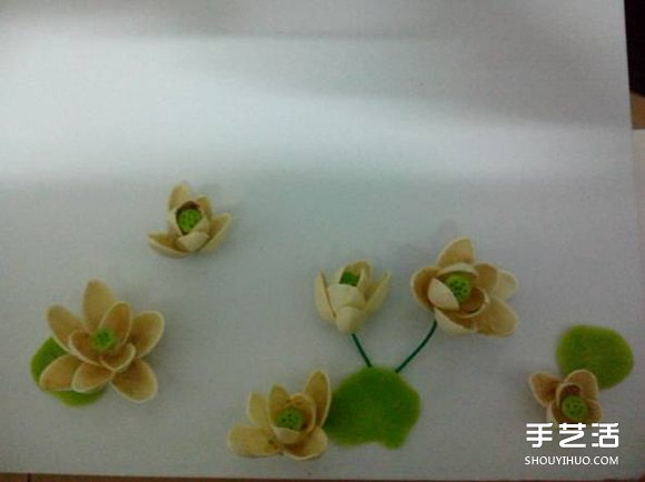 开心果壳创意粘贴画 开心果壳粘贴荷花装饰画