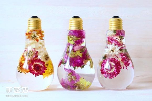 日本花卉艺术家打造超梦幻的灯泡花艺装饰品