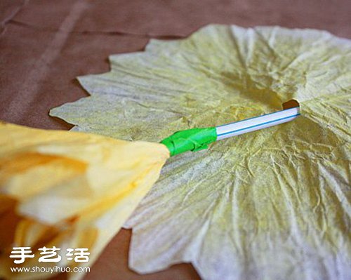 蛋糕纸托纸杯手工DIY逼真牡丹花图解教程