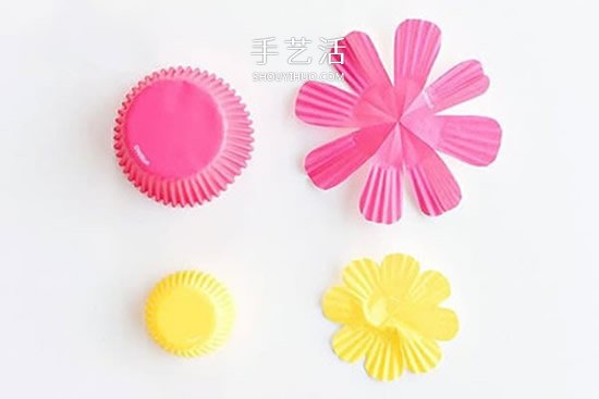 怎么用蛋糕纸做花朵 幼儿手工制作蛋糕纸小花