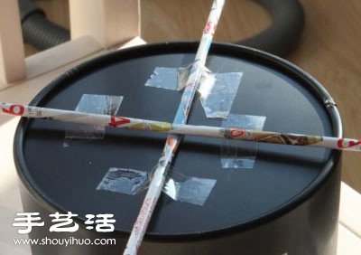 旧杂志废物利用手工DIY制作花瓶图解教程