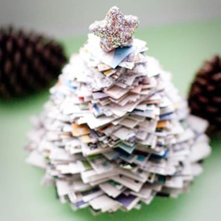 废报纸旧杂志制作圣诞树的方法 简单又漂亮