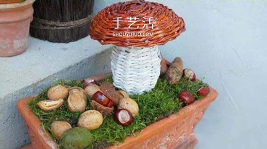用报纸编织蘑菇的方法图解 逼真又可爱！
