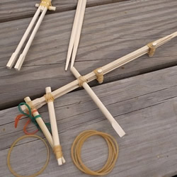 竹筷枪怎么做图解图纸 用一次性筷子做枪教程