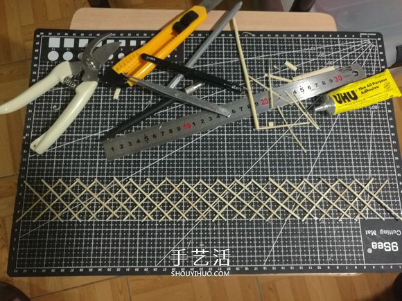 竹签手工制作埃菲尔铁塔模型的详细图解教程