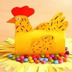 幼儿园孵蛋的母鸡制作 卷纸筒做母鸡的方法