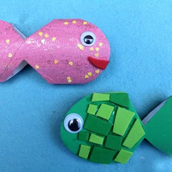 卫生纸筒做小鱼的方法 简单幼儿园废物利用DIY