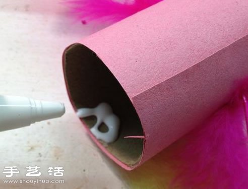 幼儿小手工：卷纸芯手工制作小鸡玩具