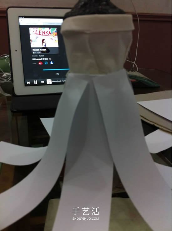 卫生纸筒的废物利用 手工DIY制作卫生纸婚纱