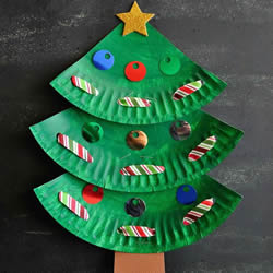 圣诞节餐盘圣诞树做法 幼儿手工圣诞树小制作