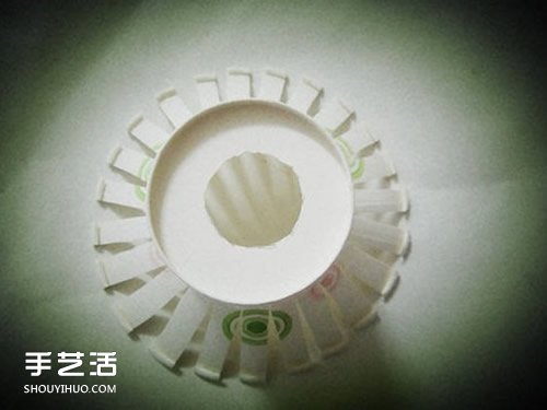 一次性纸杯制作灯罩 简易纸杯灯罩的做法