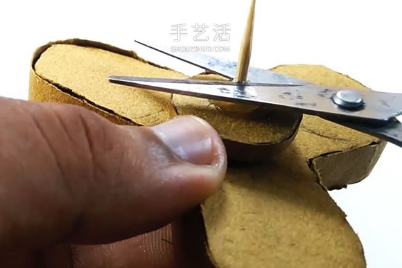 硬纸板手工制作指尖陀螺的视频教程