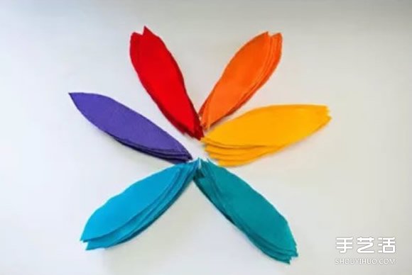 儿童羽毛翅膀制作方法 硬纸板制作翅膀的教程