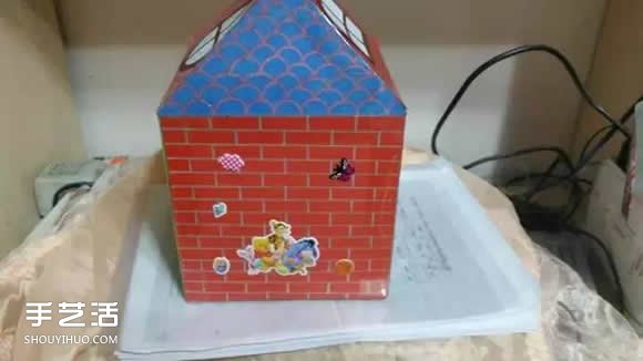 废纸盒做房子手工步骤 幼儿园手工纸盒房子