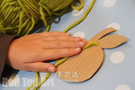 幼儿园苹果手工制作 硬纸板和毛线做苹果方法
