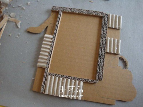 瓦楞纸制作创意相框 硬纸板废物利用做相框