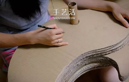 儿童玩具木马的制作方法 瓦楞纸板做木马图解