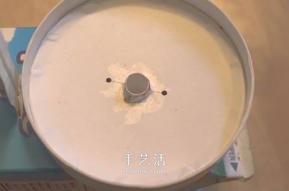 废物利用DIY制作橡皮筋动力玩具车的方法