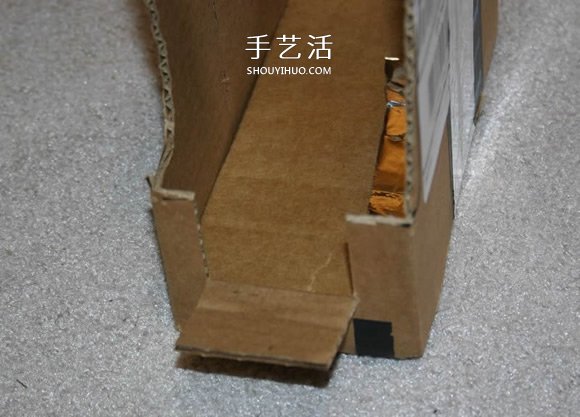 硬纸板手工制作摩天轮玩具的方法教程