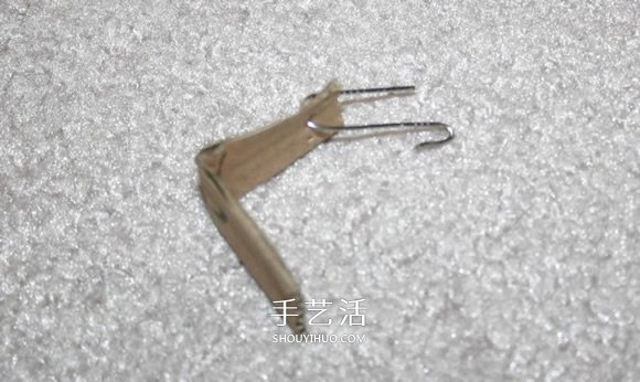 硬纸板手工制作摩天轮玩具的方法教程