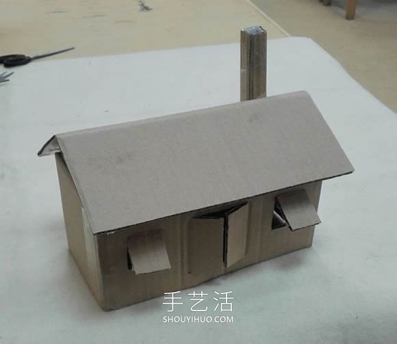 废纸箱手工制作儿童玩具房子的做法教程