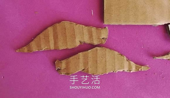 儿童手工制作瓦楞纸板三角龙的做法教程