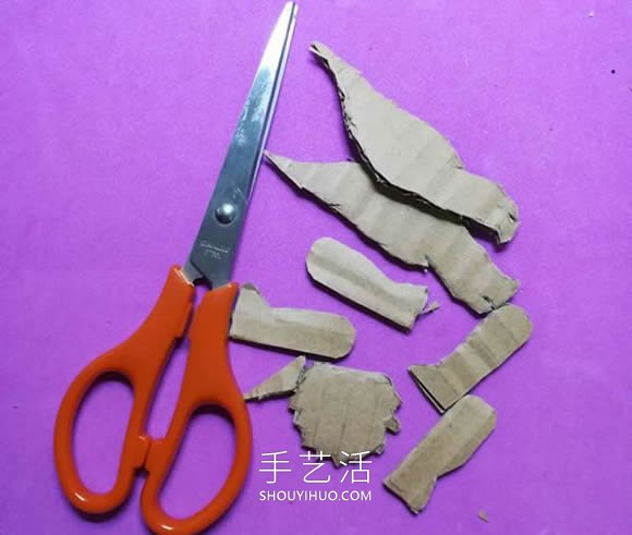 儿童手工制作瓦楞纸板三角龙的做法教程
