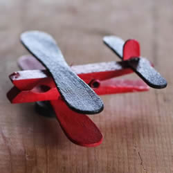 雪糕棍+木夹子 简单手工制作飞机模型玩具