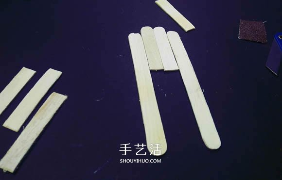 物理小制作：自制冰棍棒橡皮筋动力船的教程