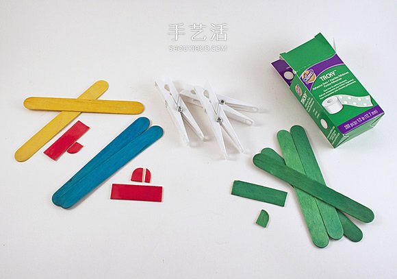 幼儿园手工制作小飞机模型的超简单方法