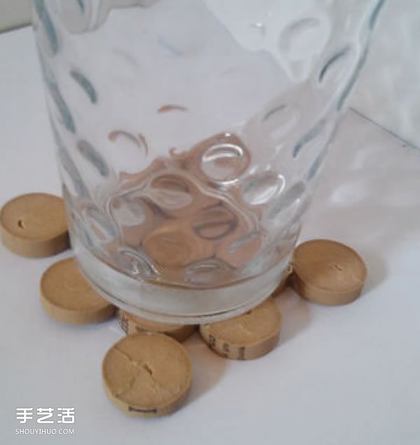 红酒瓶塞手工制作杯垫 废物利用做杯垫的方法