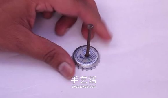 自制两轮橡皮筋动力车玩具的制作方法图解