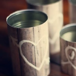 铁罐头和木纹壁纸DIYZAKKA风花瓶的教程