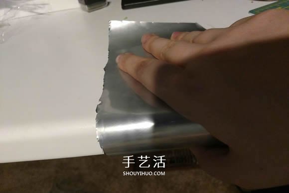 易拉罐变废为宝 DIY制作金属浮雕艺术装饰品