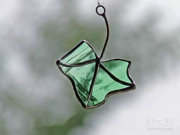 酒瓶废物利用DIY树叶 玻璃叶子挂件DIY图片