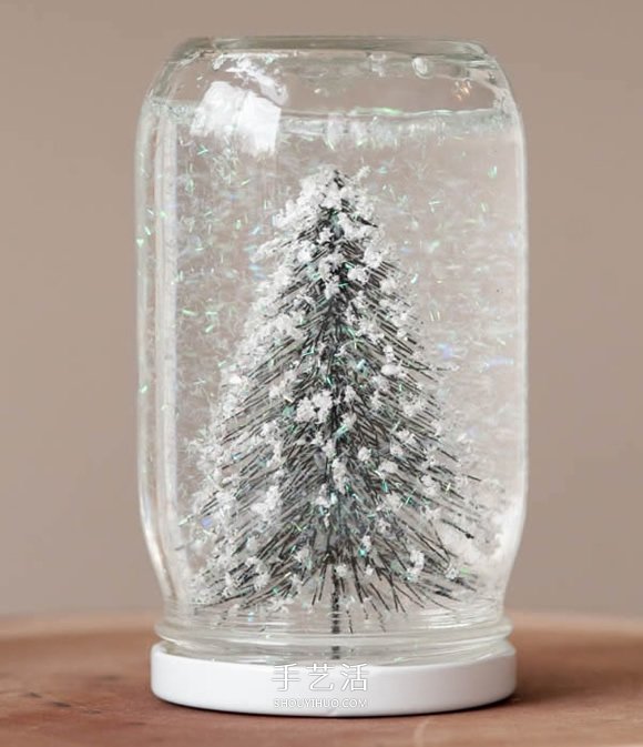 自制雪景玻璃瓶的方法 浪漫雪景摆饰DIY教程