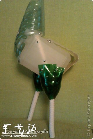 废弃塑料瓶DIY制作大公鸡的教程