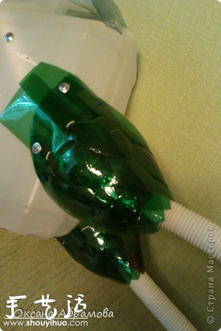 废弃塑料瓶DIY制作大公鸡的教程