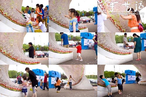 17000个塑料可乐瓶DIY制作的logo图案