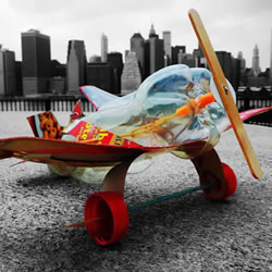 可乐瓶科技小制作 DIY橡皮筋动力飞机的方法