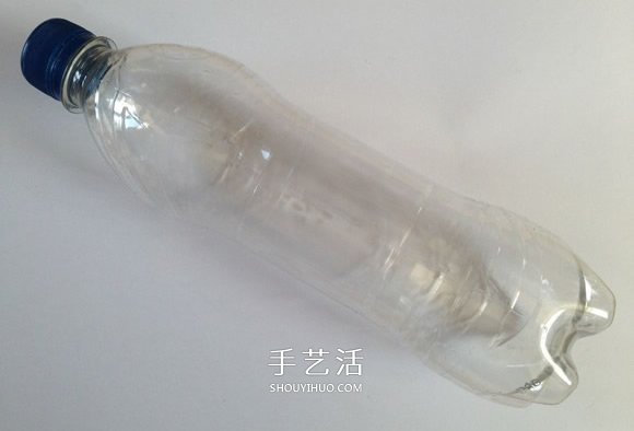 用塑料瓶做潜水艇玩具的方法
