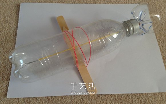 用塑料瓶做潜水艇玩具的方法