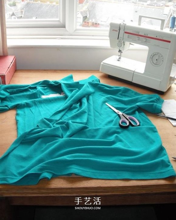 旧T恤改造厨房围裙图解 自制厨房围裙的制作方法