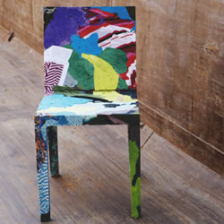 利用旧衣服制作椅子 用淘汰衣服做的椅子图片