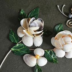 贝壳手工制作花朵装饰画的做法教程