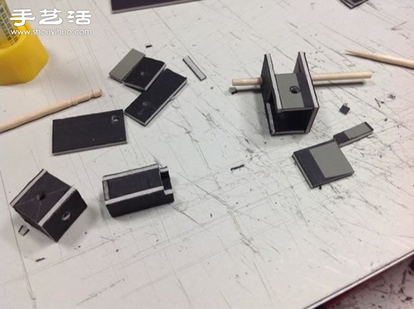 纸盒子手工制作可以变形的擎天柱模型玩具