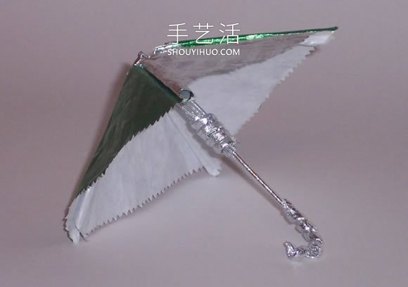 口香糖包装纸废物利用 自制小雨伞的方法图解