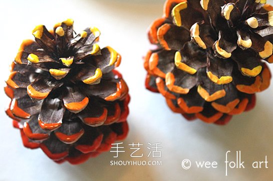 秋天彩绘松果装饰的制作方法图解教程
